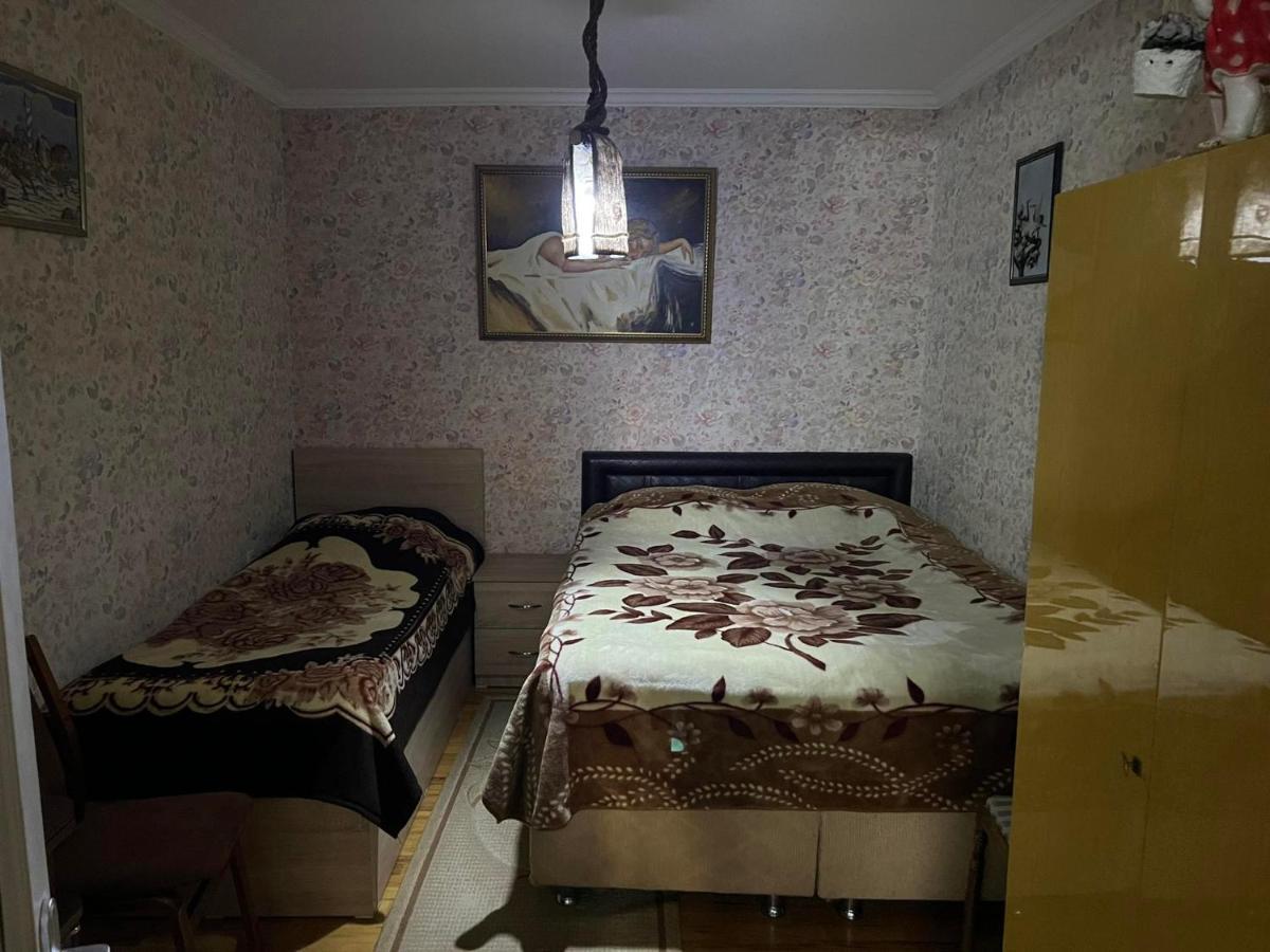 3 Room Flat In Tiflis Exterior foto