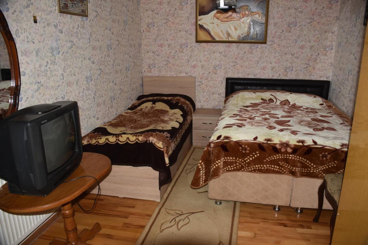 3 Room Flat In Tiflis Exterior foto